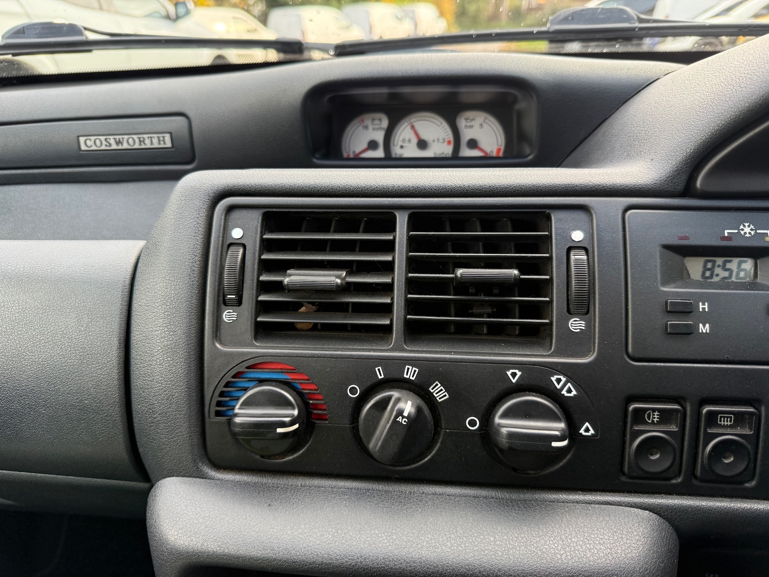 Used Ford Escort 1994 for sale - 76785399: Photo 11