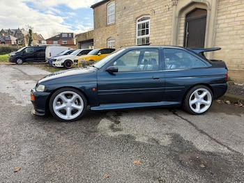 1994 (M) - 2.0 Luxury 3dr