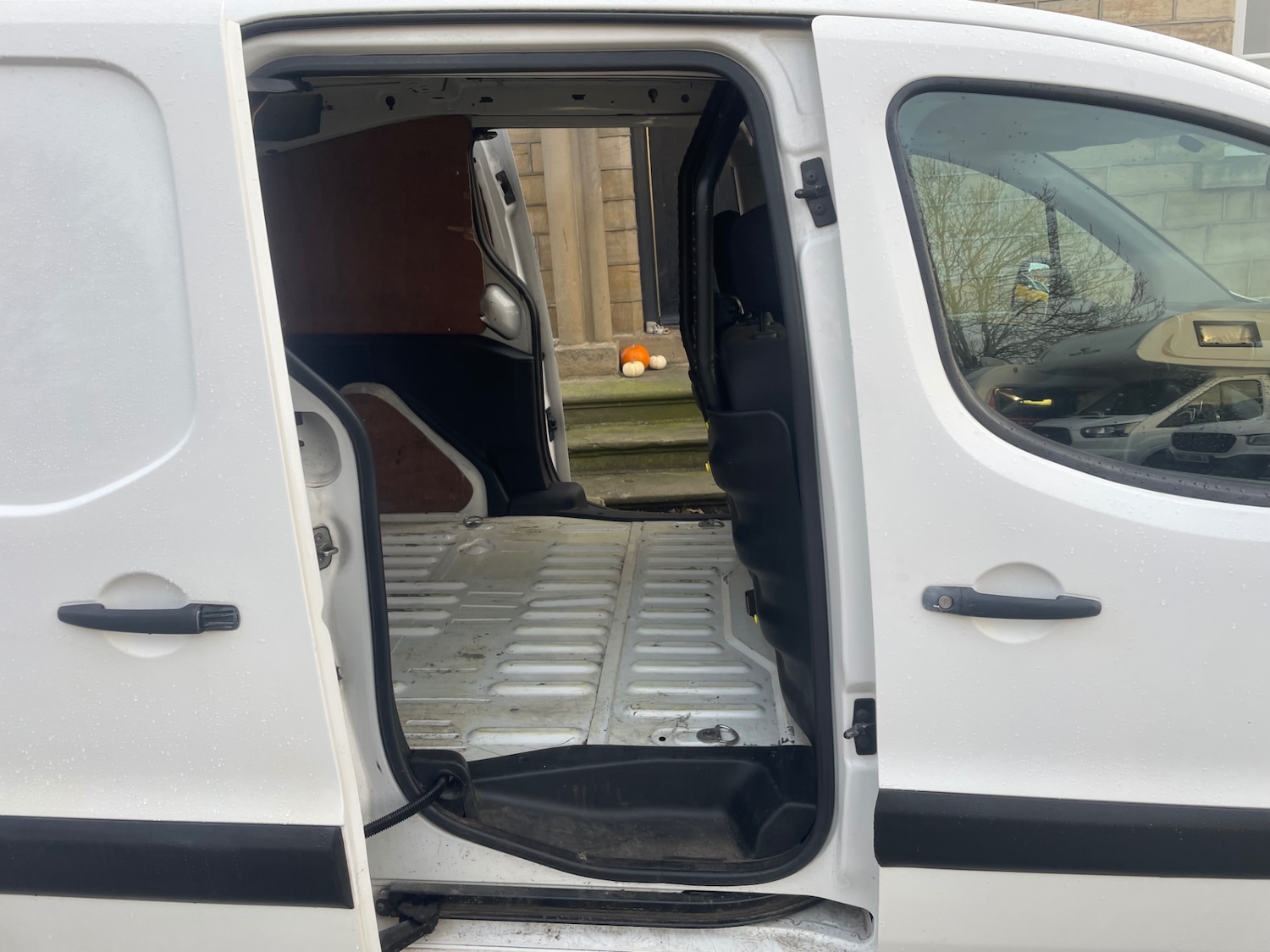 Used Citroen Berlingo 2017 for sale - 76651330: Photo 12