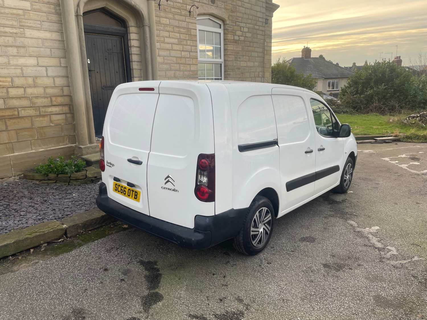 Used Citroen Berlingo 2017 for sale - 76651330: Photo 18