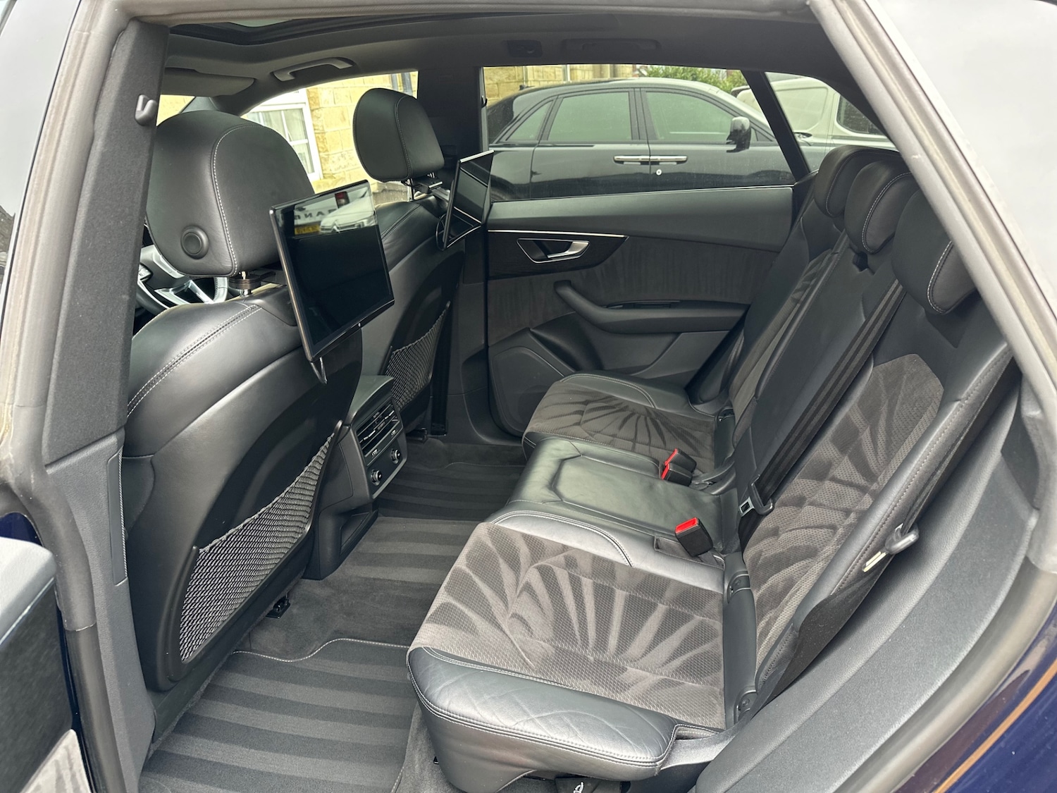 Used Audi Q8 2019 for sale - 77830349: Photo 42