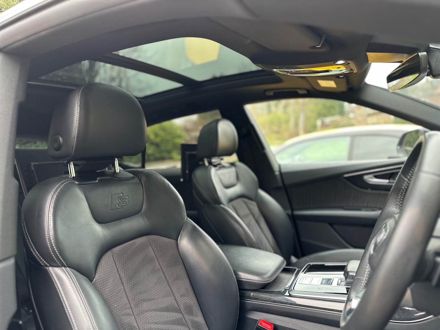 Used Audi Q8 2019 for sale - 77830349: Photo 50