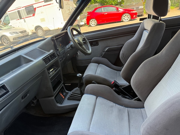 Used Ford Escort 1986 for sale - 75746785: Photo 20