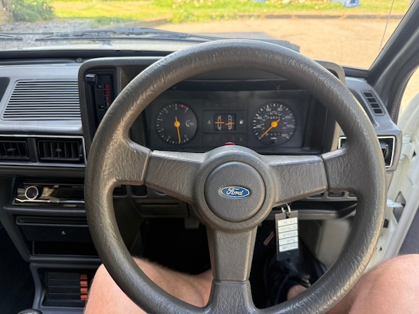 Used Ford Escort 1986 for sale - 75746785: Photo 33