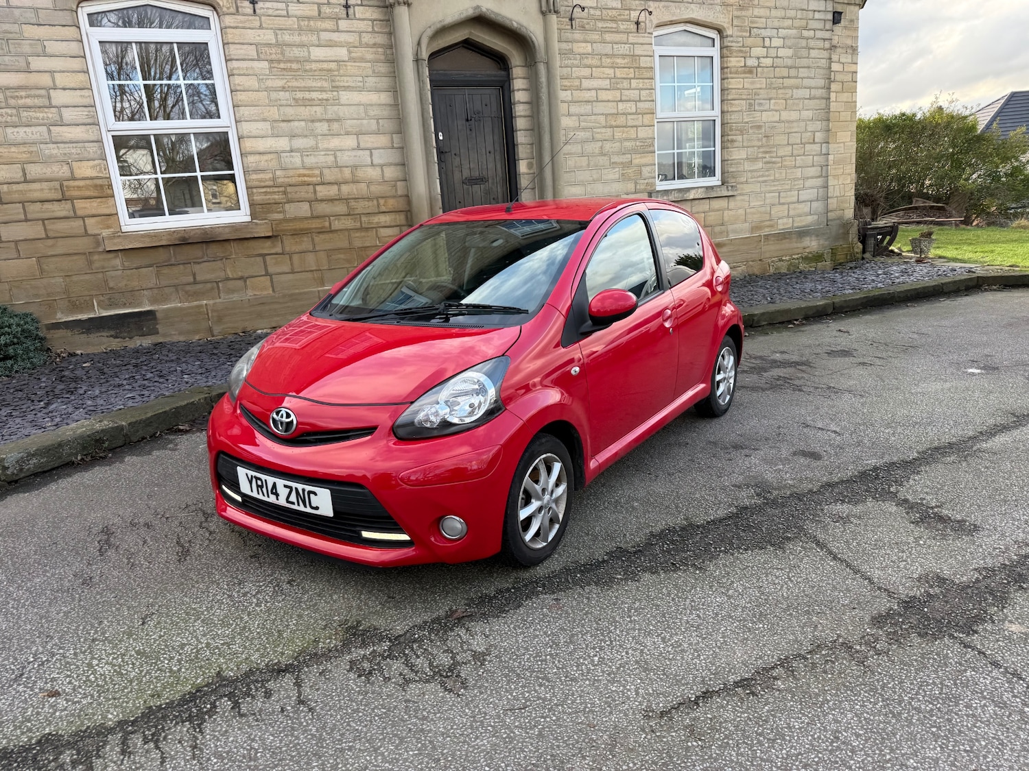 Used Toyota AYGO 2014 for sale - 77312741: Photo 11