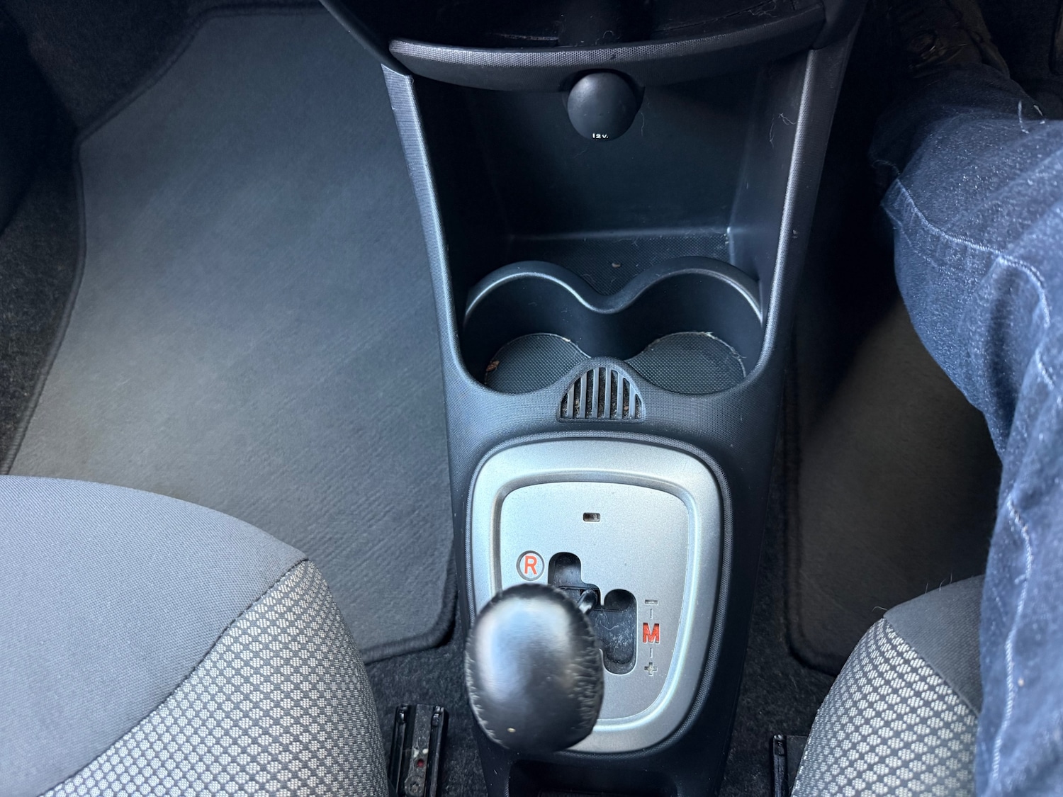 Used Toyota AYGO 2014 for sale - 77312741: Photo 13