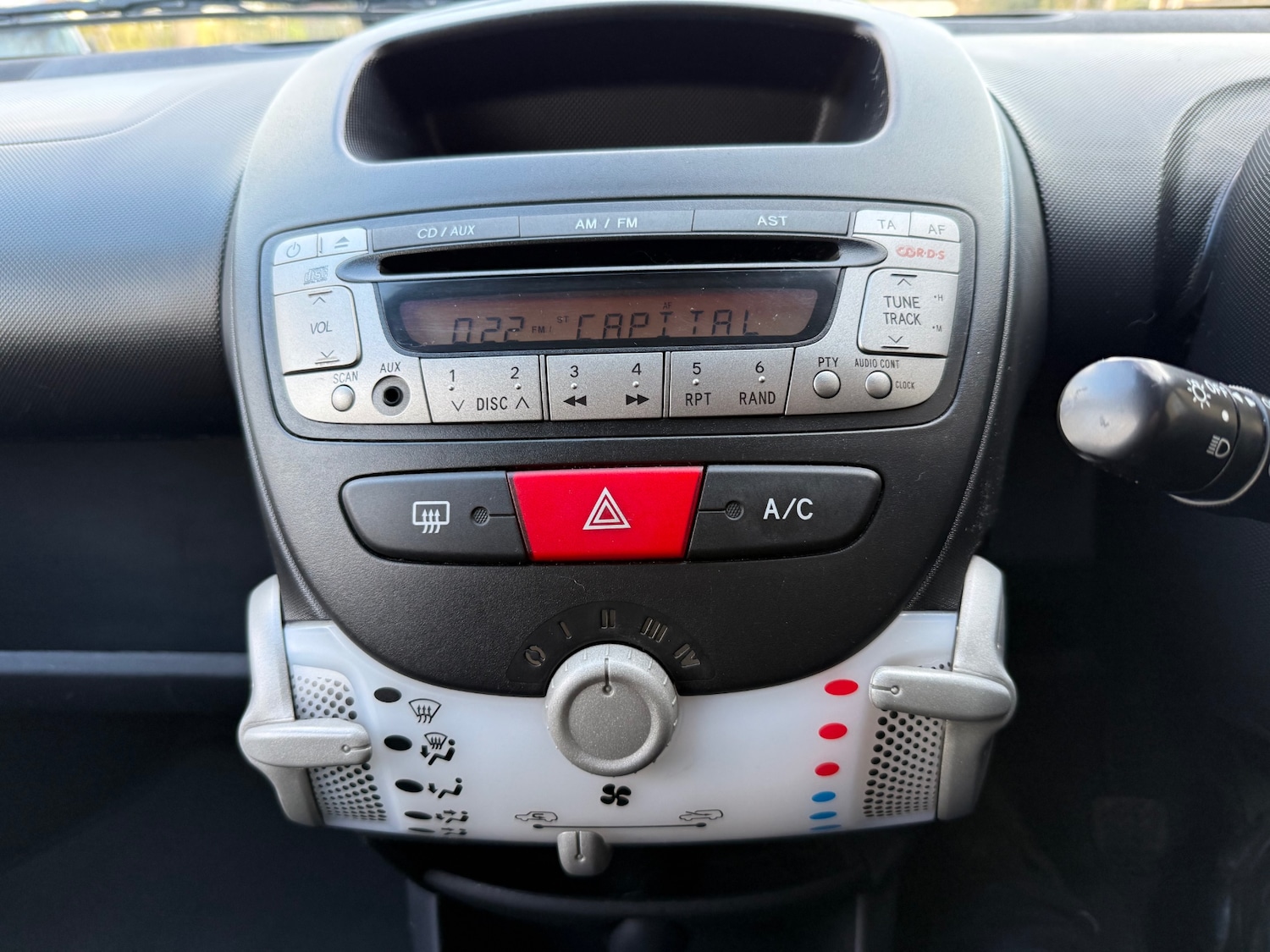 Used Toyota AYGO 2014 for sale - 77312741: Photo 15