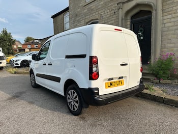 Used Peugeot Partner 2017 for sale - 79641397: Photo