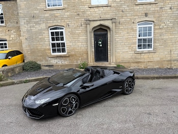 Used Lamborghini Huracan 2016 for sale - 75746633: Photo