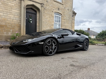 Used Lamborghini Huracan 2016 for sale - 75746633: Photo
