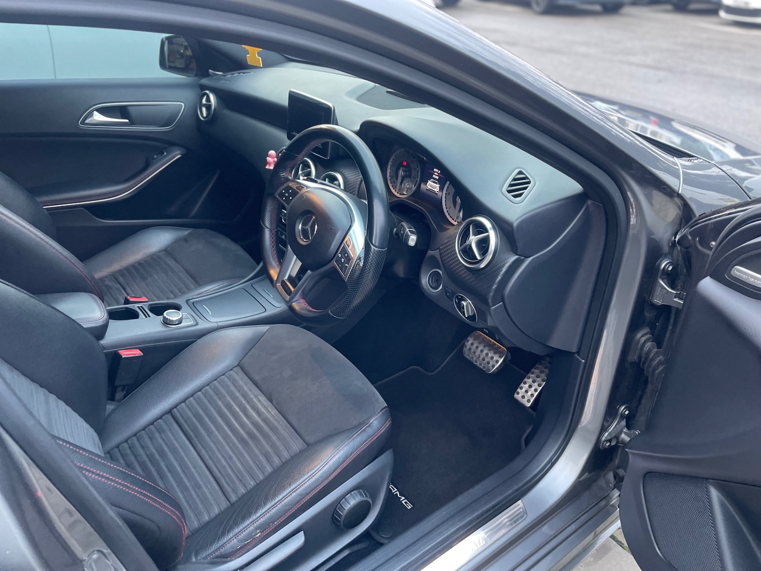 Used Mercedes-Benz A-Class 2013 for sale - 77012937: Photo 7