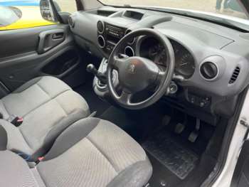 Used Peugeot Partner 2018 for sale - 66420642: Photo