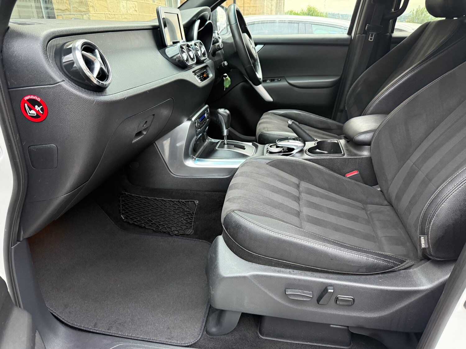 Used Mercedes-Benz X-Class 2019 for sale - 76117144: Photo 43