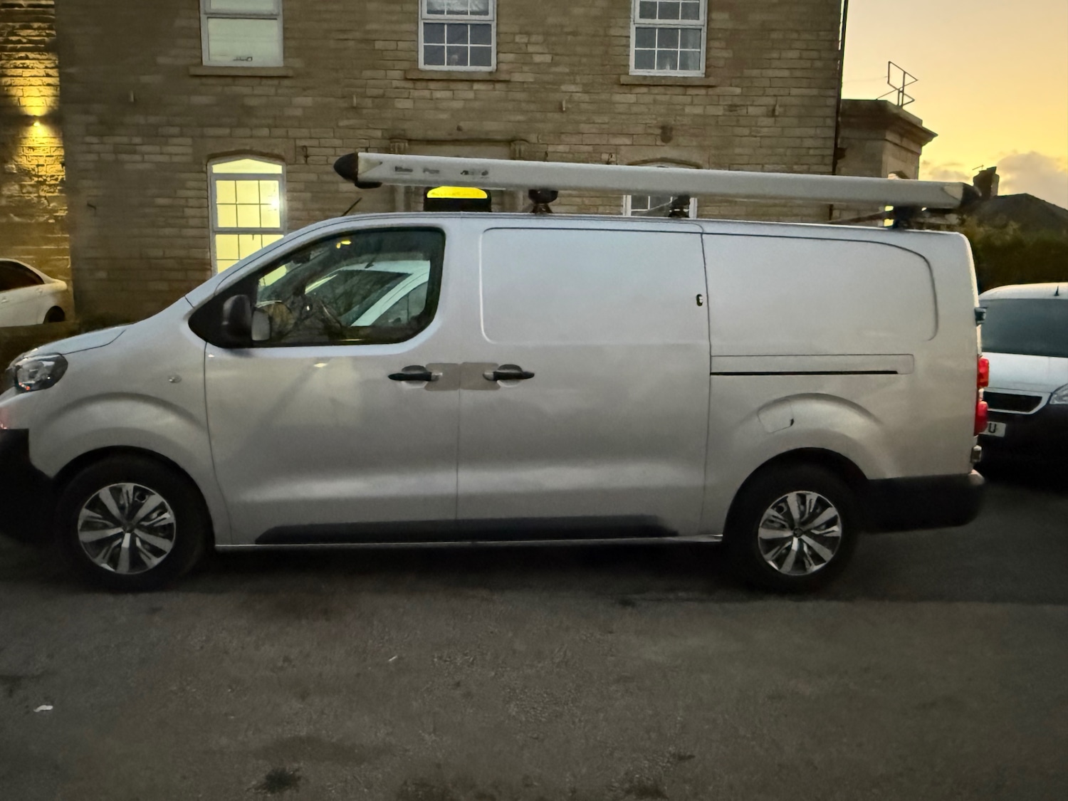 Used Peugeot Expert 2018 for sale - 77011637: Photo 23
