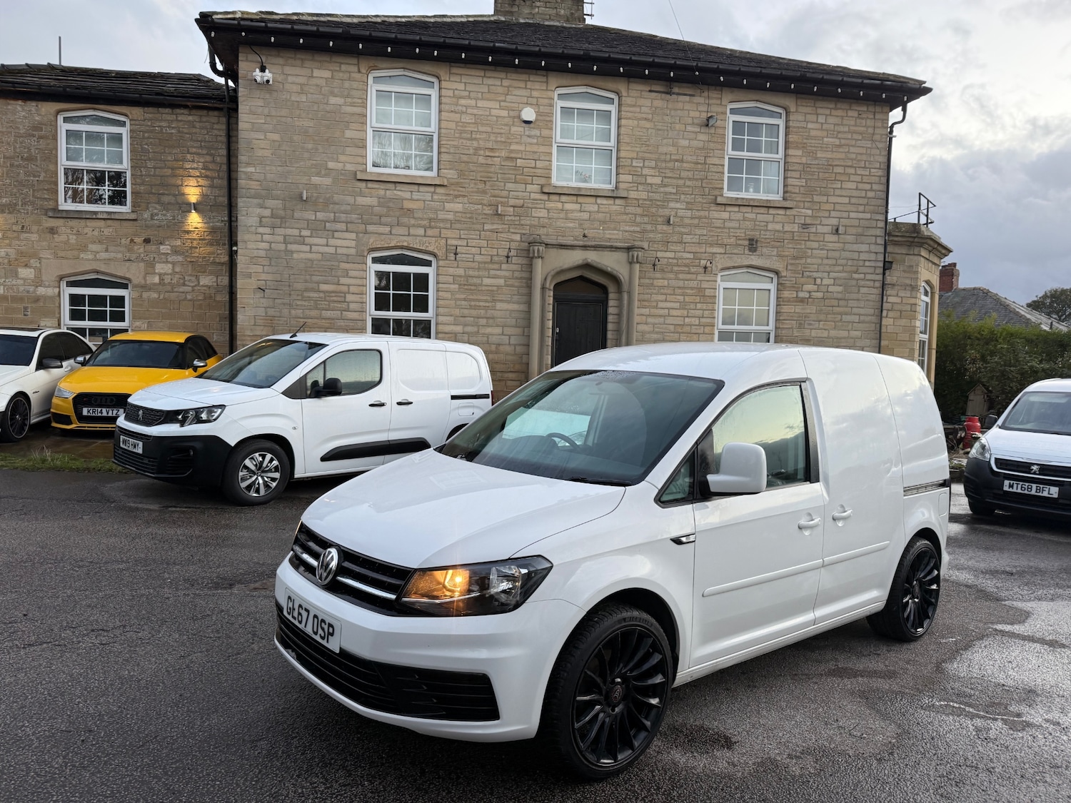 Used Volkswagen Caddy 2017 for sale - 76394933: Photo 1