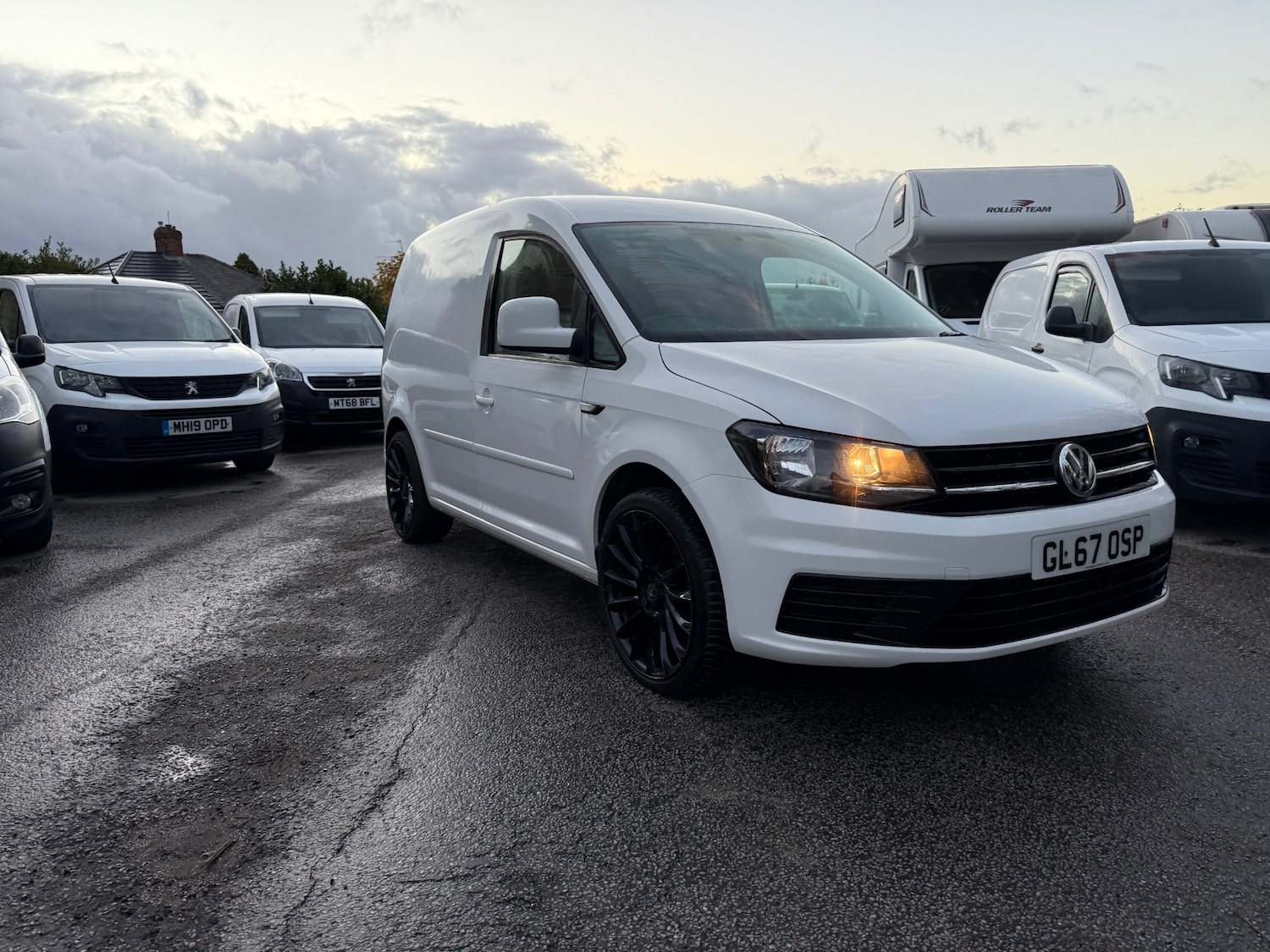Used Volkswagen Caddy 2017 for sale - 76394933: Photo 3