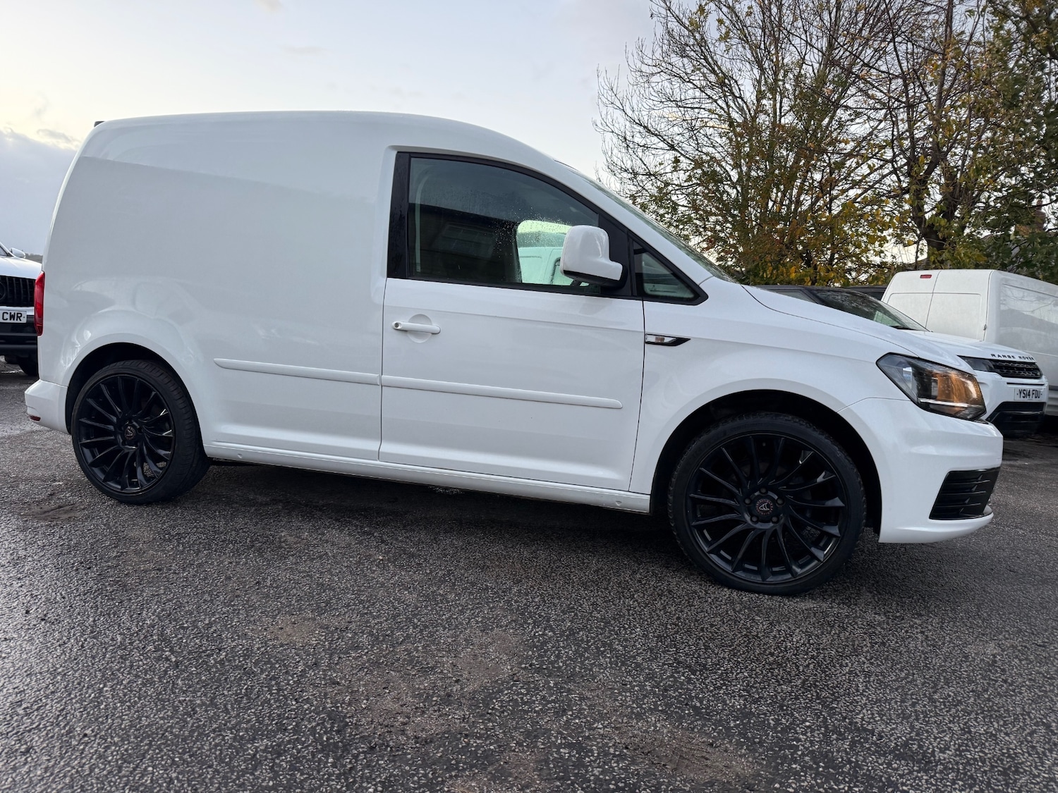 Used Volkswagen Caddy 2017 for sale - 76394933: Photo 4