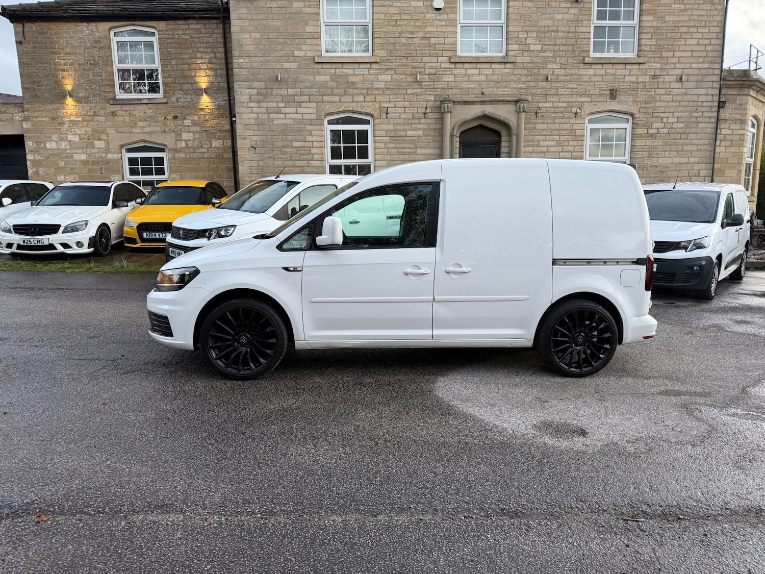 Used Volkswagen Caddy 2017 for sale - 76394933: Photo 7