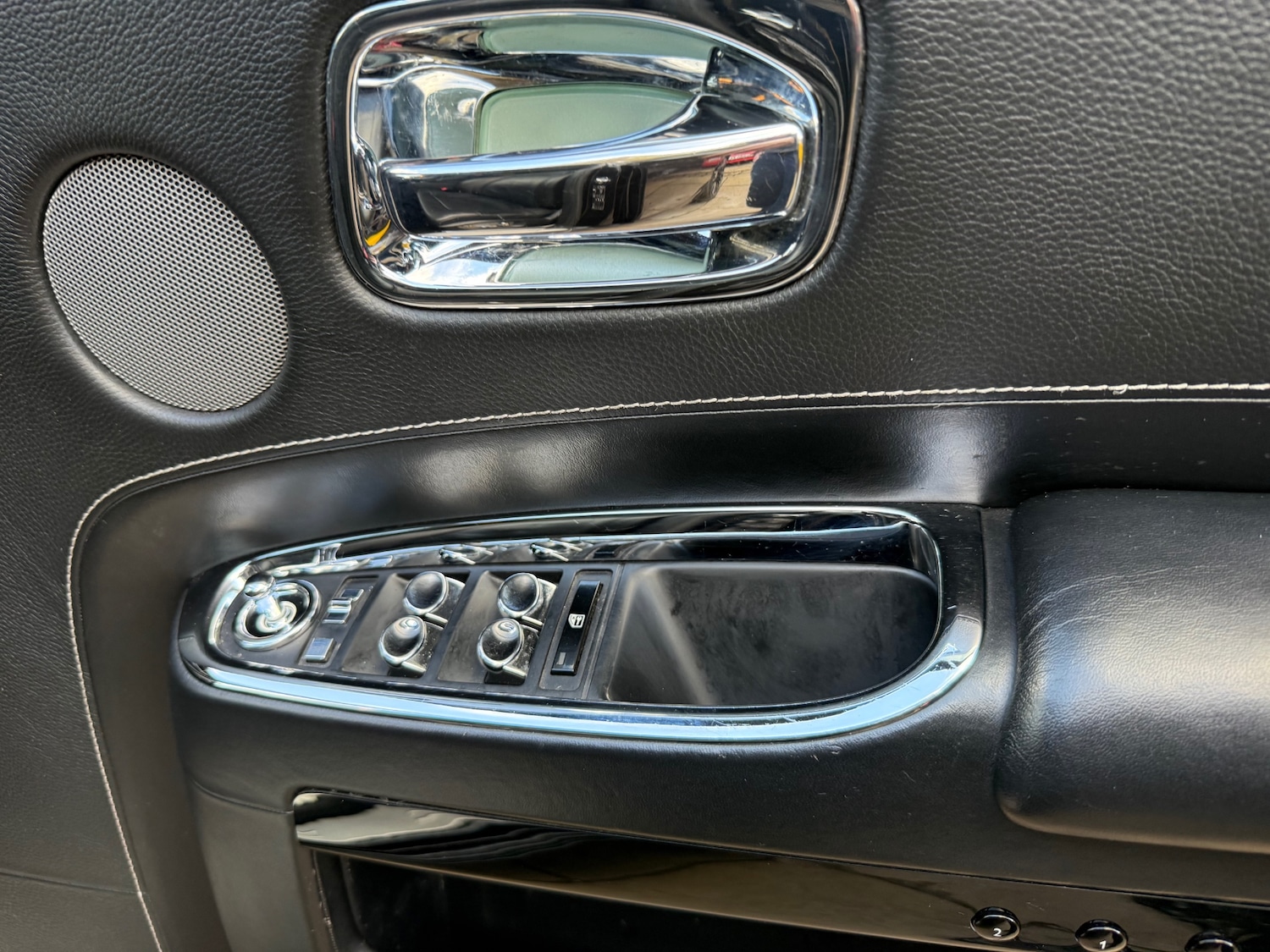 Used Rolls-Royce Ghost 2010 for sale - 77819145: Photo 65