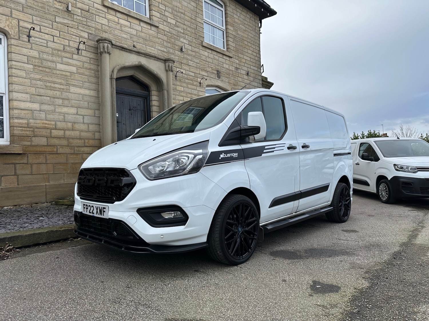 Used Ford Transit Custom 2022 for sale - 77819030: Photo 2
