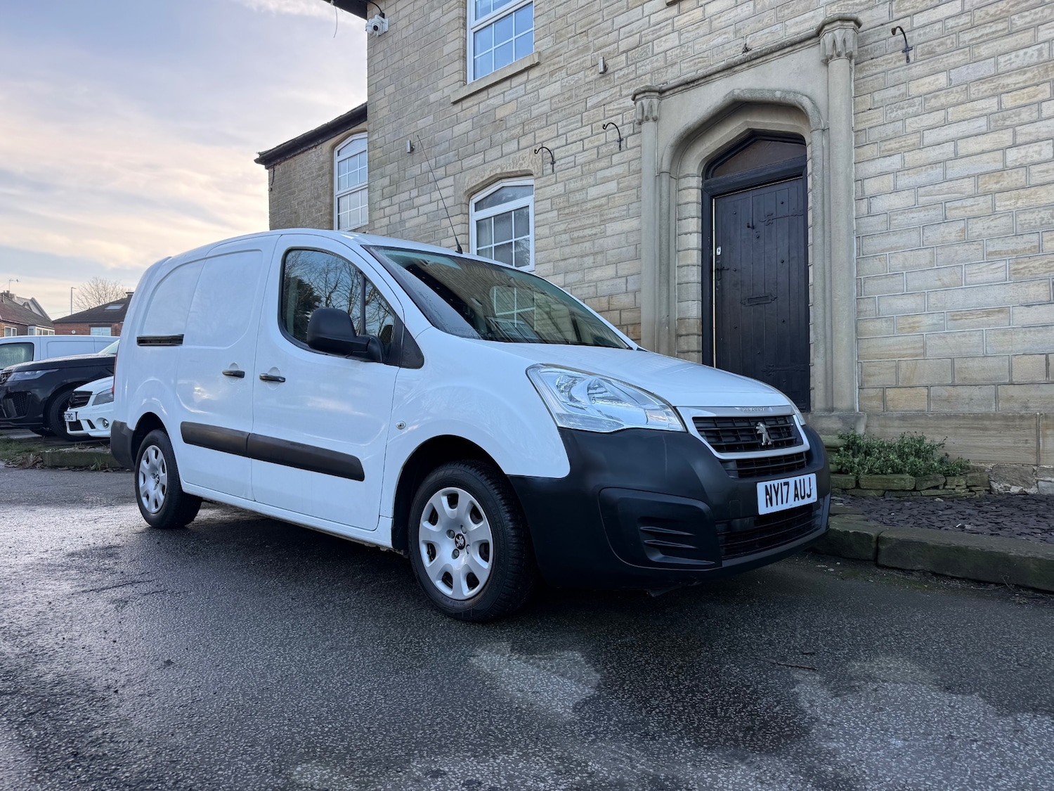 Used Peugeot Partner 2017 for sale - 77222919: Photo 11