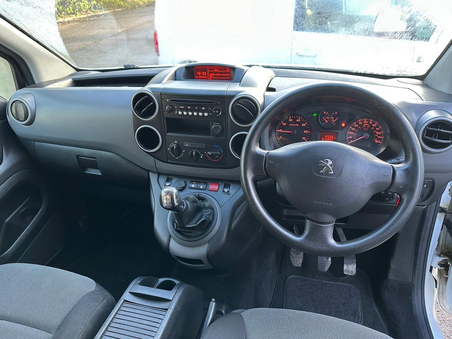 Used Peugeot Partner 2017 for sale - 77222919: Photo 15