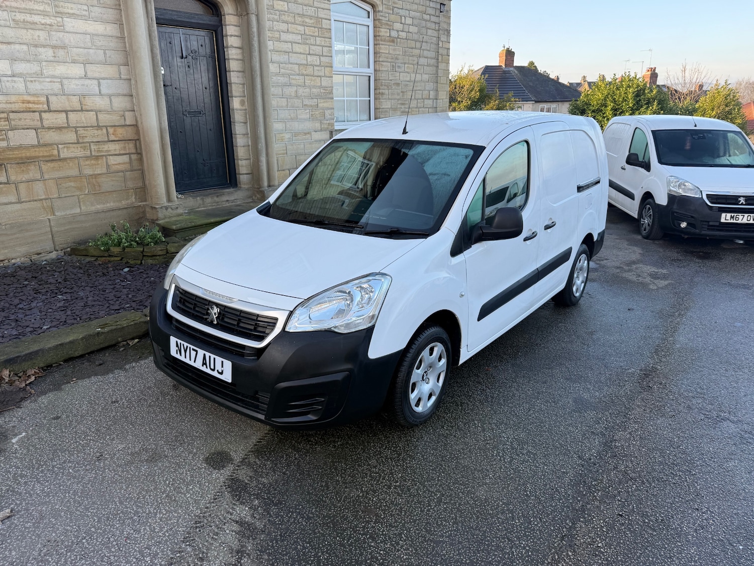 Used Peugeot Partner 2017 for sale - 77222919: Photo 4