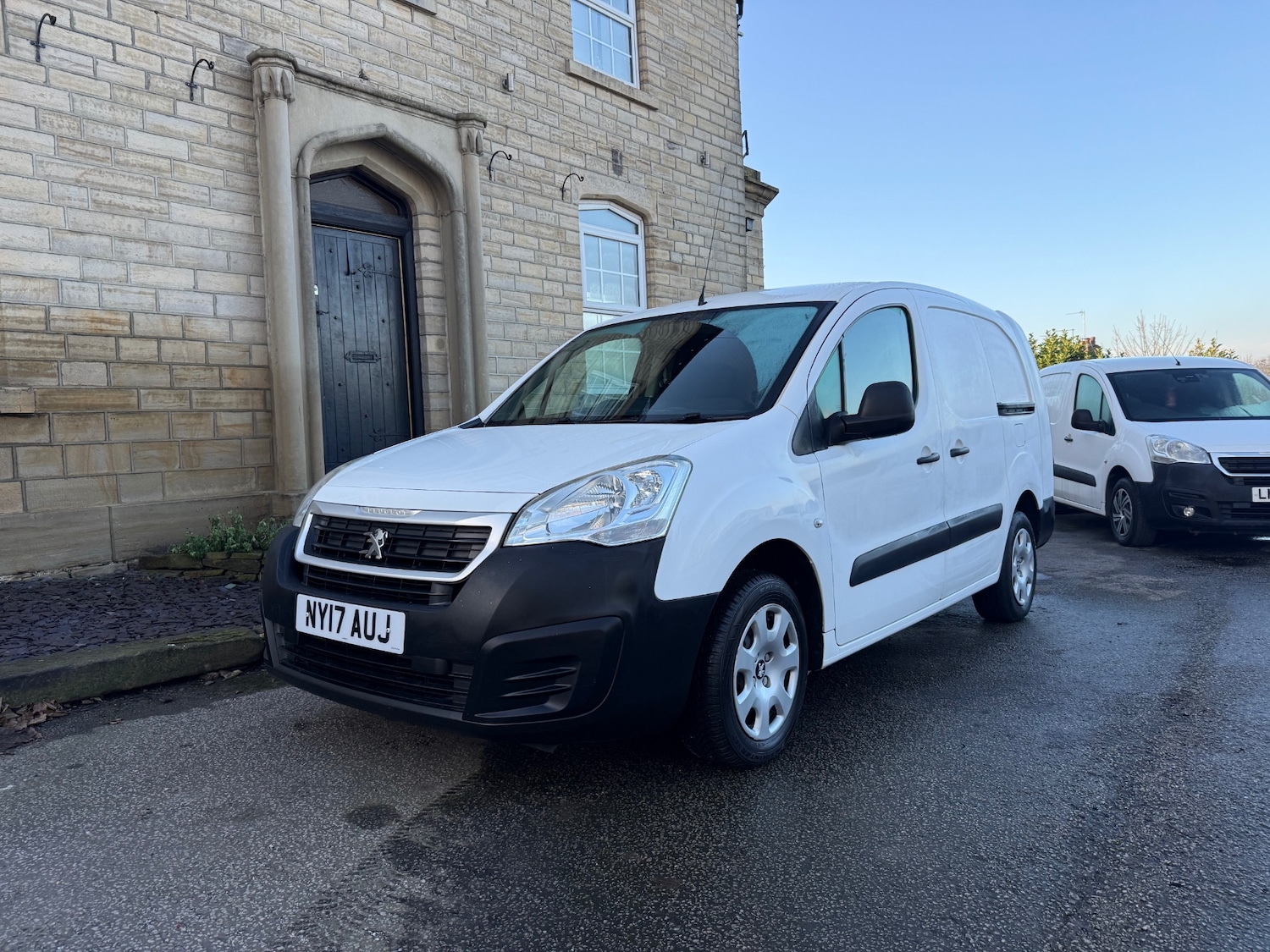 Used Peugeot Partner 2017 for sale - 77222919: Photo 5