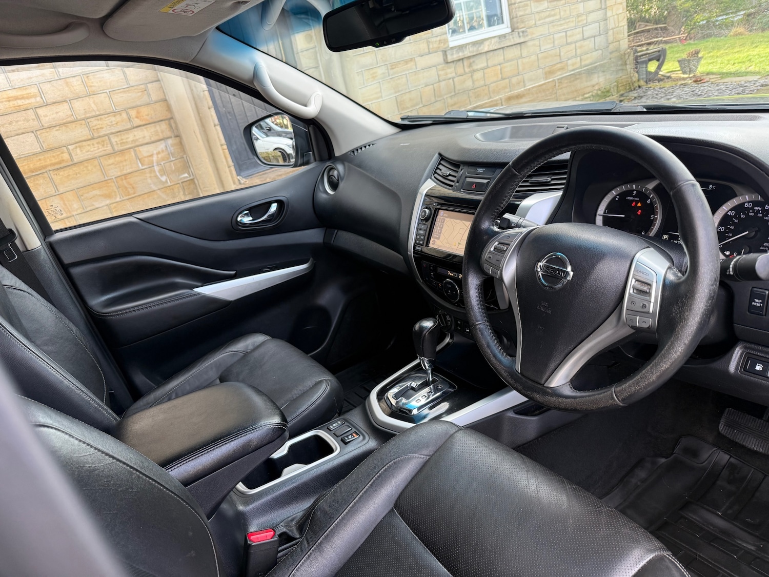 Used Nissan Navara 2016 for sale - 77160617: Photo 8