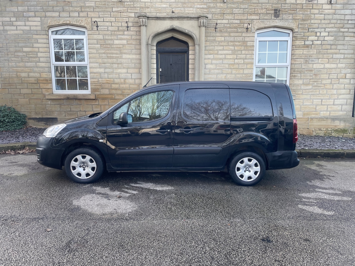 Used Peugeot Partner 2018 for sale - 77136143: Photo 1