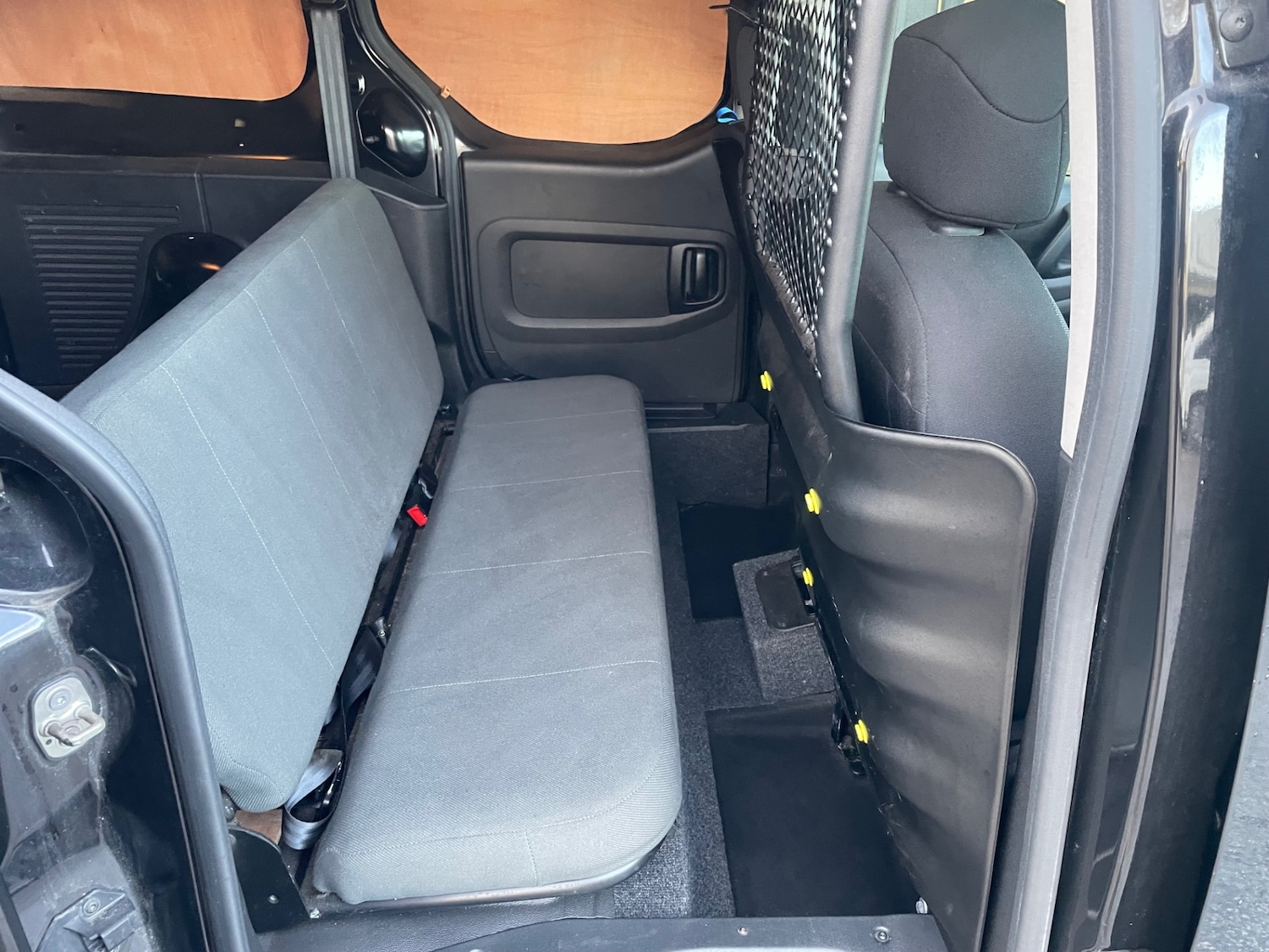 Used Peugeot Partner 2018 for sale - 77136143: Photo 15