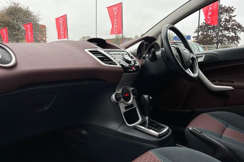 Used Ford Fiesta 2012 for sale - 76266051: Photo 18