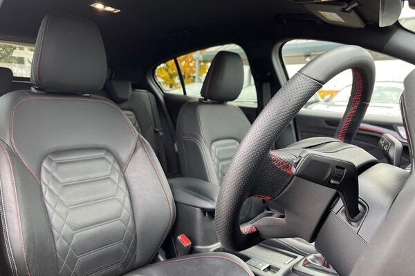 Used Ford Focus 2023 for sale - 76209340: Photo 17