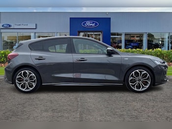 Used Ford Focus 2023 for sale - 76209340: Photo 3