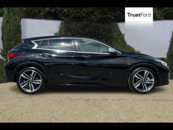 Used Infiniti Q30 2018 for sale - 74696886: Photo
