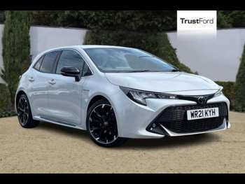 2021 - 1.8 VVT-i Hybrid GR Sport 5dr CVT ** Heated Seats / Cooling Seats - Rear Pa