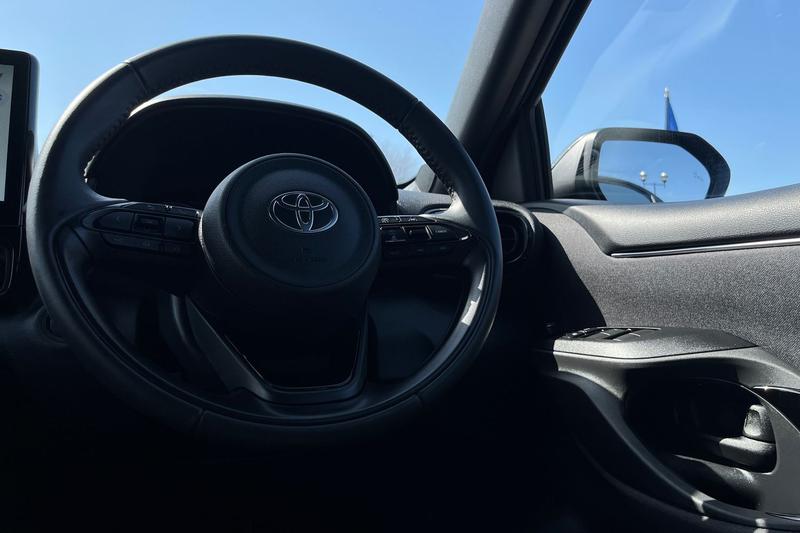 Used Toyota Yaris 2025 for sale - 78166348: Photo 12