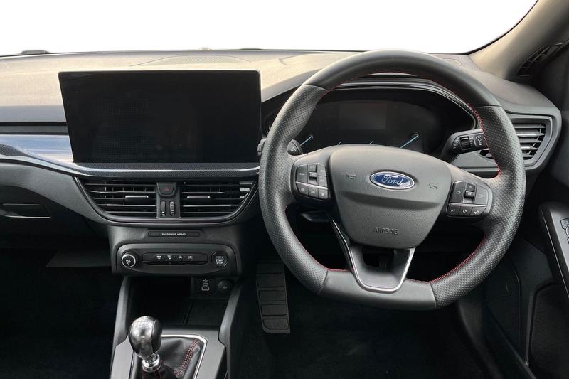 Used Ford Focus 2023 for sale - 77088125: Photo 11