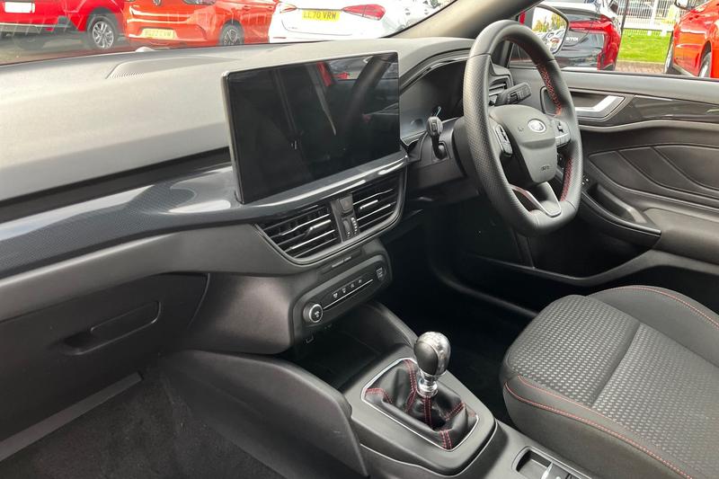 Used Ford Focus 2023 for sale - 77088125: Photo 18