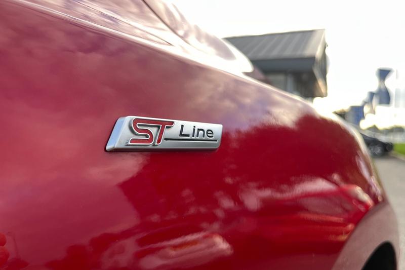 Used Ford Focus 2023 for sale - 77088125: Photo 40