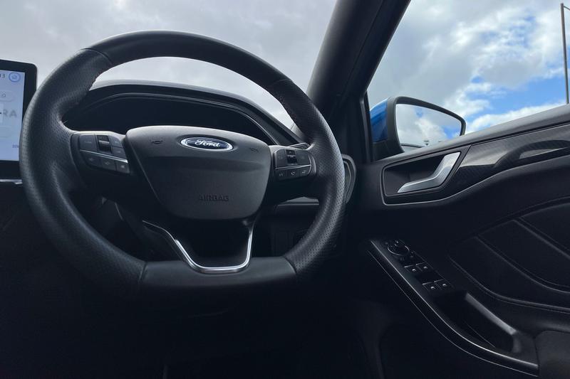 Used Ford Focus 2023 for sale - 78087866: Photo 12