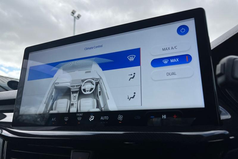 Used Ford Focus 2023 for sale - 78087866: Photo 26