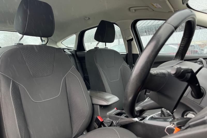 Used Ford Focus 2016 for sale - 77691612: Photo 17