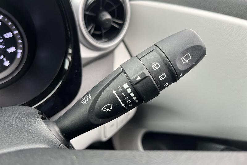 Used Hyundai i10 2023 for sale - 77641433: Photo 15