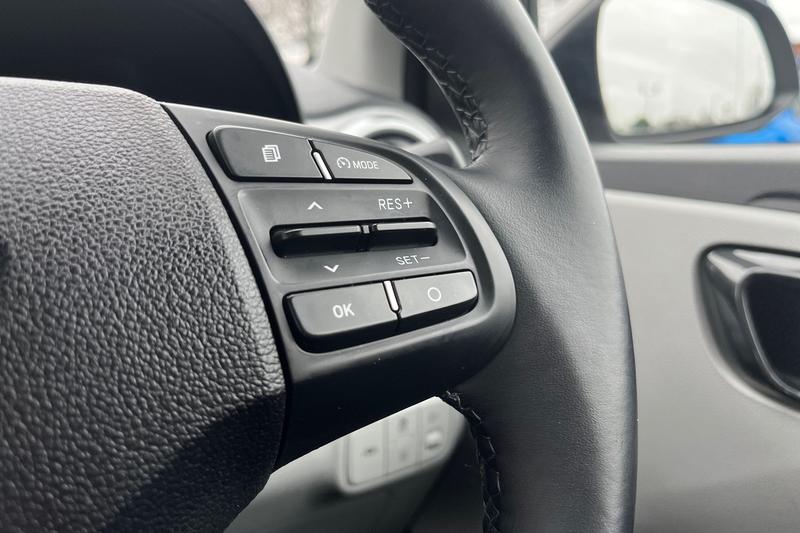 Used Hyundai i10 2023 for sale - 77641433: Photo 36