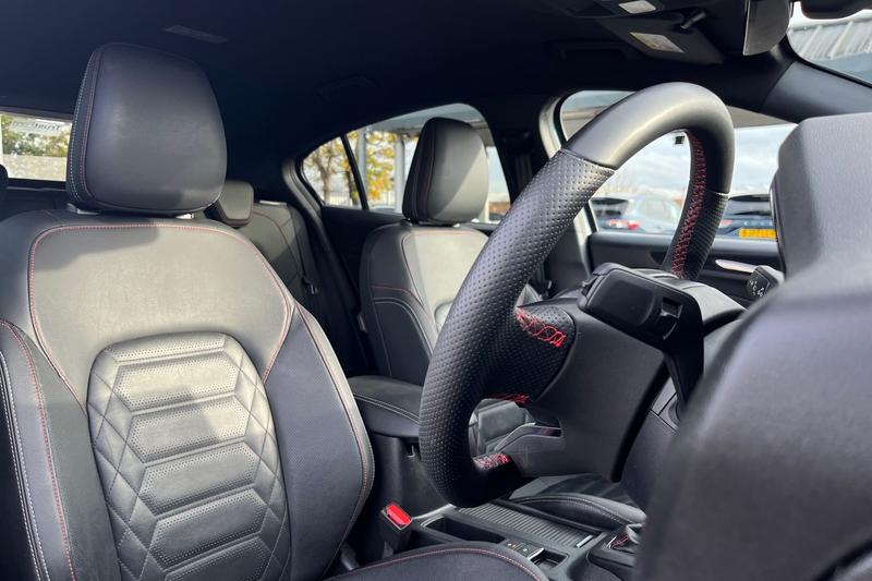 Used Ford Focus 2022 for sale - 76405328: Photo 17