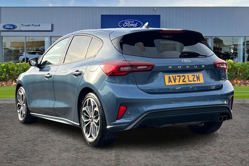 Used Ford Focus 2022 for sale - 76405328: Photo 2