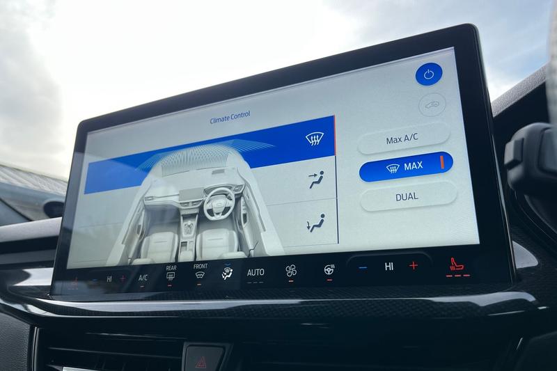 Used Ford Focus 2022 for sale - 76405328: Photo 28