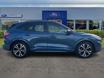 Used Ford Kuga 2023 for sale - 77665647: Photo