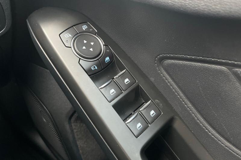 Used Ford Focus 2018 for sale - 76184389: Photo 16